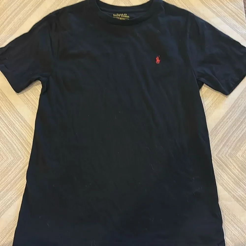 POLO Ralph Lauren Boys Black Short-sleeve T-Shirt Red Embroidered Logo Size L